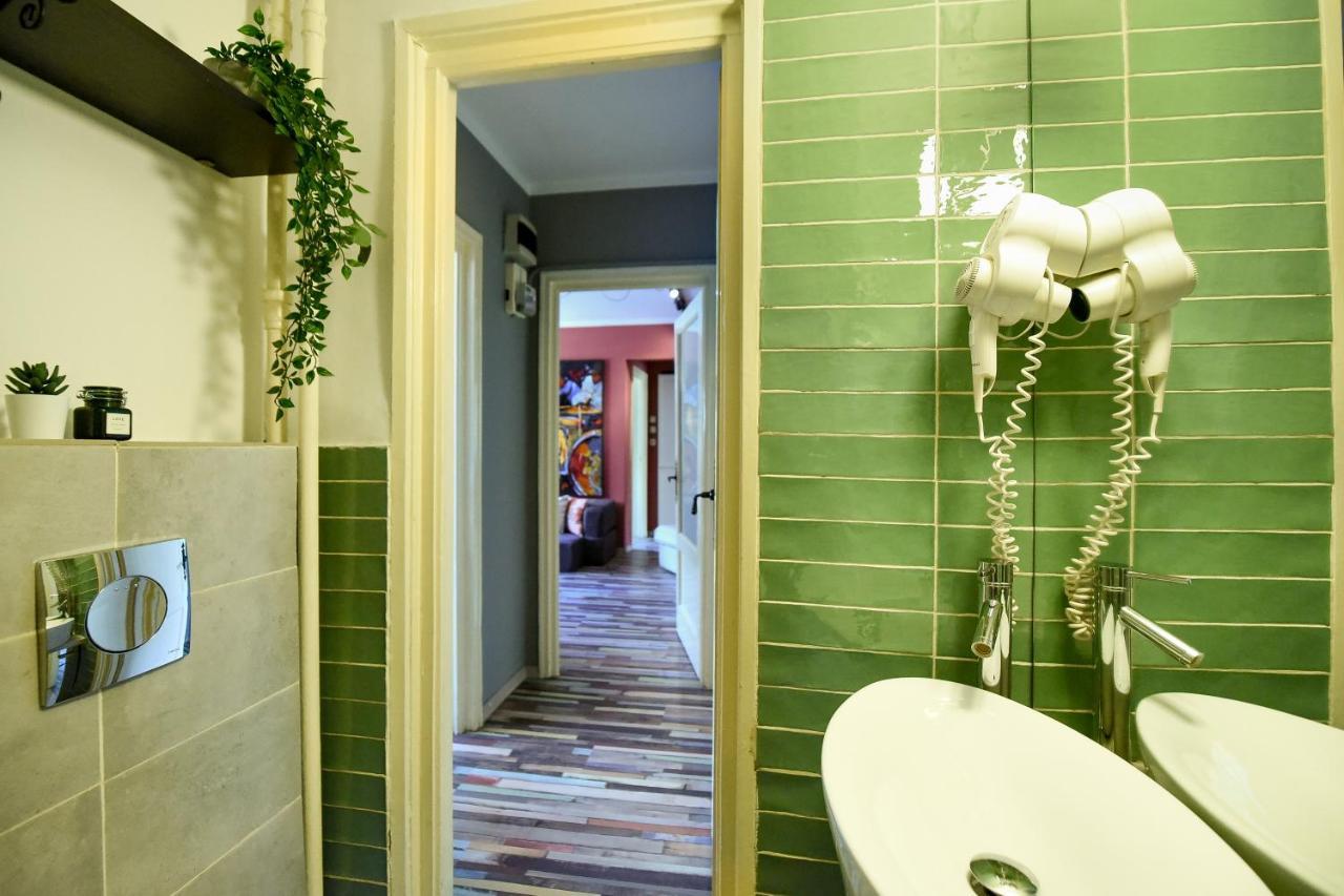 Captivating Old Town Apartment Bukarest Eksteriør billede