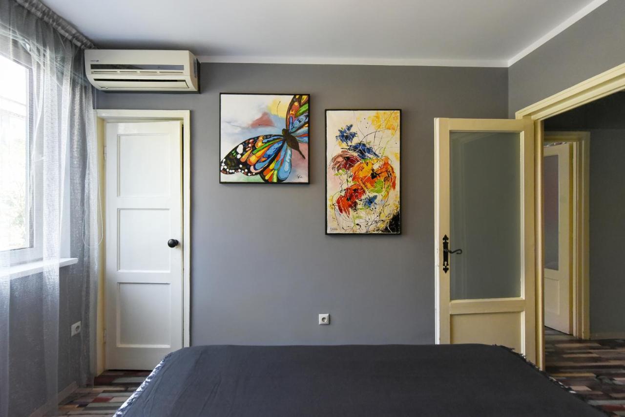 Captivating Old Town Apartment Bukarest Eksteriør billede