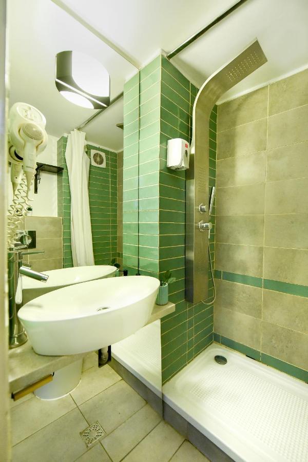 Captivating Old Town Apartment Bukarest Eksteriør billede