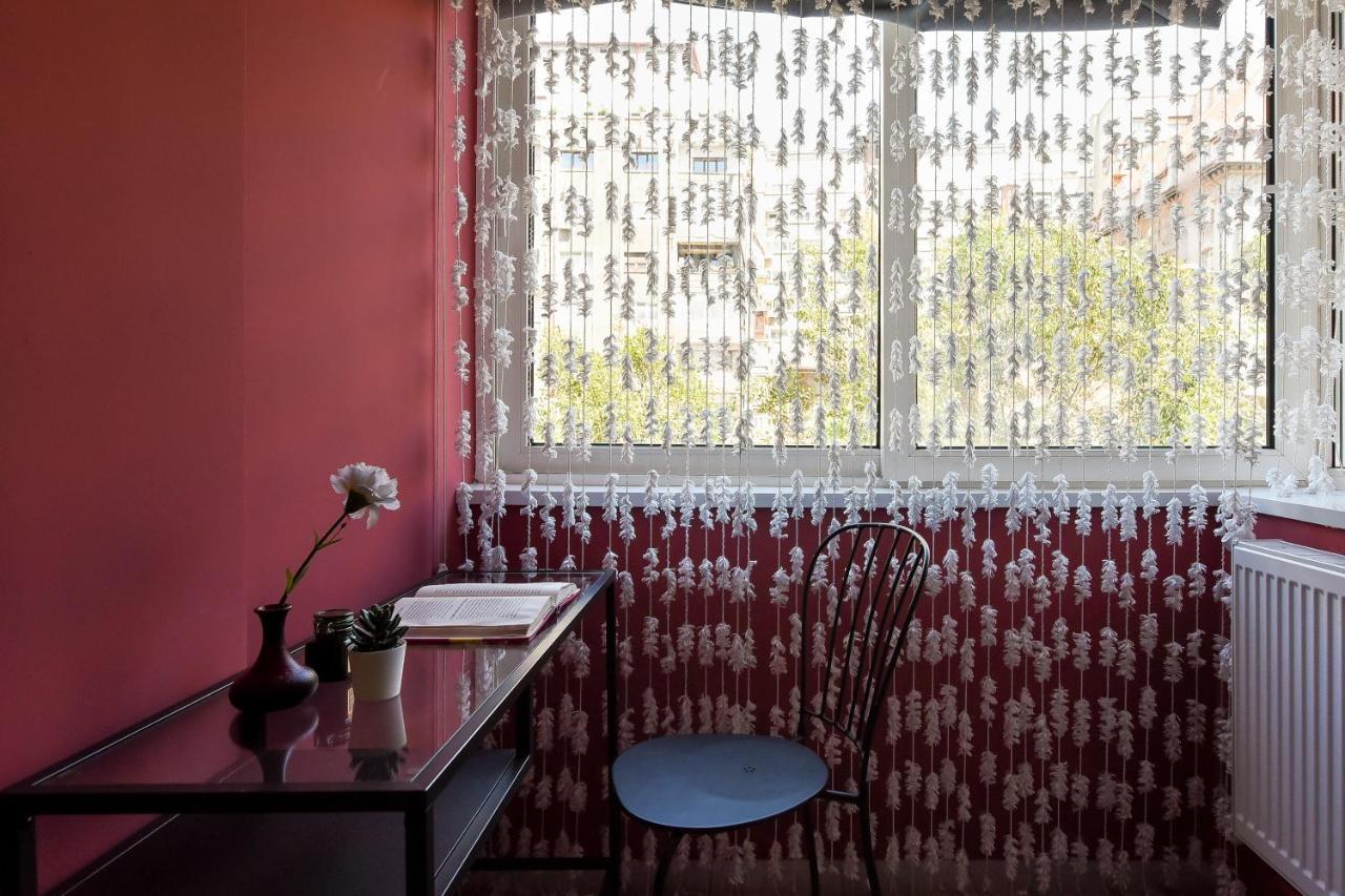 Captivating Old Town Apartment Bukarest Eksteriør billede